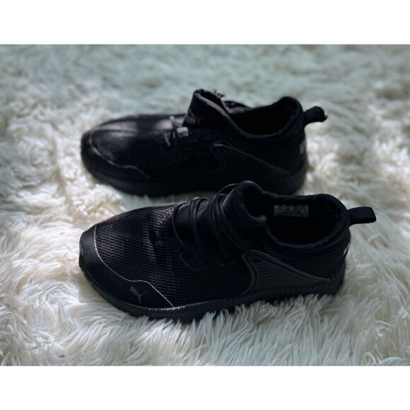 Black Boys Puma Sneakers Non Tie Size 11 - Picture 3 of 9
